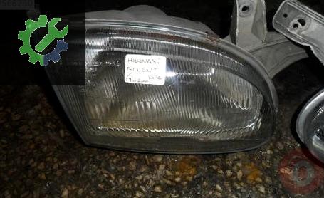 Hyundai Accent Sağ Ön Far çıkma parça
