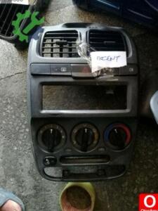 Hyundai Accent teyp çerçevesi orjinal çıkma