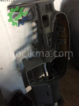 Hyundai Accent Torpido çıkma parça