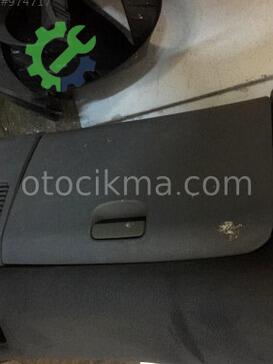 Hyundai Accent Torpido Kapağı çıkma parça