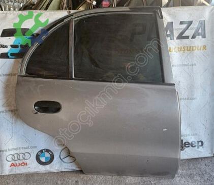Hyundai Accent Sağ Arka Kapı çıkma parça