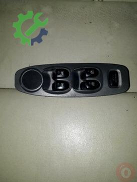 Hyundai Accent Cam Düğmesi çıkma parça