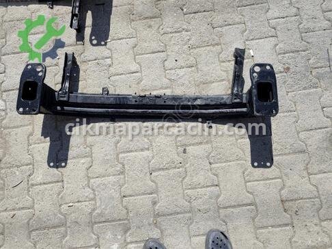 Hyundai Bayon Tampon Demiri çıkma parça