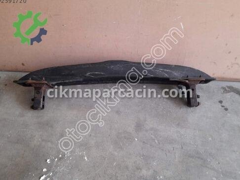 Hyundai Coupe Arka Tampon Demiri çıkma parça
