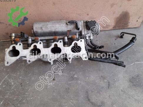 Hyundai Coupe Emme Manifoldu çıkma parça