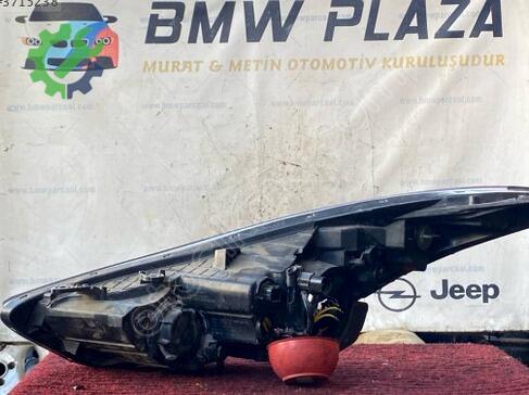 Hyundai Accent Sağ Ön Far çıkma parça