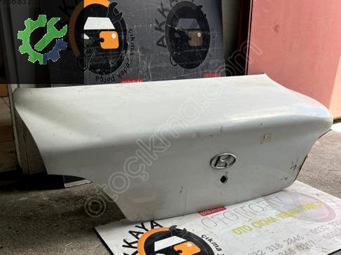 Hyundai Elantra Bagaj Kapağı 96-99 çıkma parça