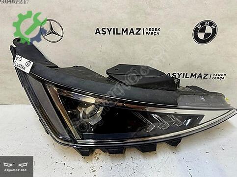 Hyundai Elantra Sağ Ön Far çıkma parça