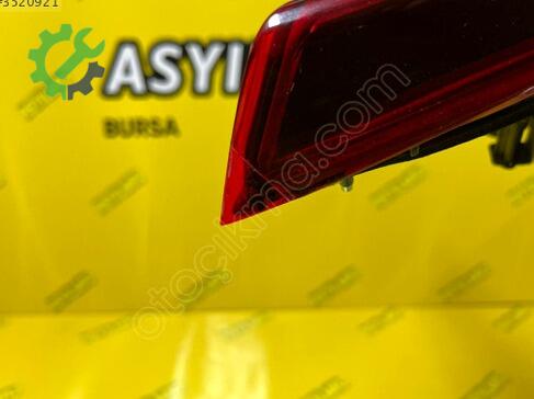 Hyundai Elantra Sağ Arka Stop 92404-3X050 çıkma parça