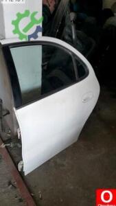 Hyundai Elantra sol arka kapı orjinal çıkma