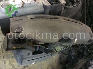 Hyundai Elentra 1997 Torpido hatasız orjinal çıkma