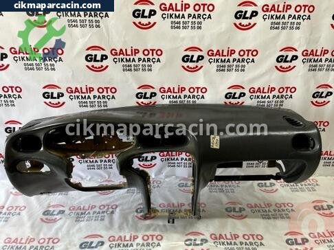 Hyundai Elantra Torpido çıkma parça