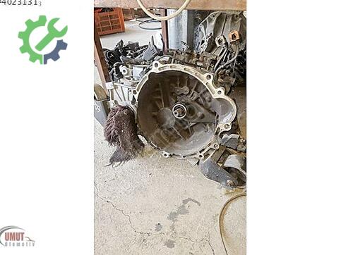 Hyundai Accent Şanzıman Komple çıkma parça