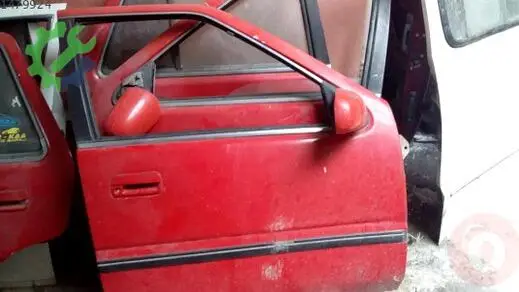 Hyundai Excel Sağ Ön Kapı çıkma parça