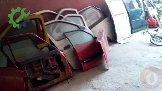 Hyundai Excel Sağ Ön Kapı çıkma parça
