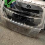hyundai getz bagaj kapağı çıkma