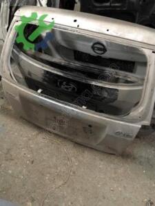 hyundai getz bagaj kapağı çıkma