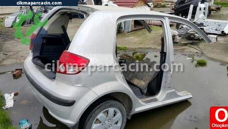Hyundai Getz Sağ Arka Çamurluk çıkma parça