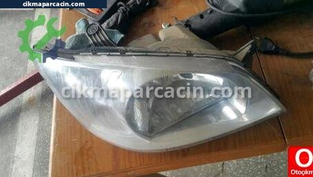 Hyundai Getz Sağ Ön Far çıkma parça