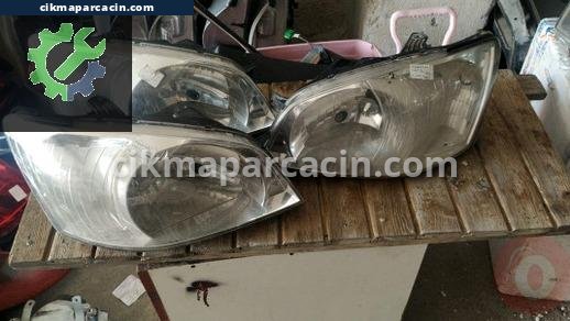 Hyundai Getz Sağ Ön Far çıkma parça