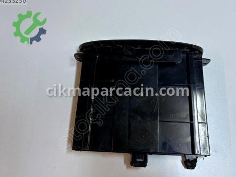 Hyundai H1 Bardaklık çıkma parça