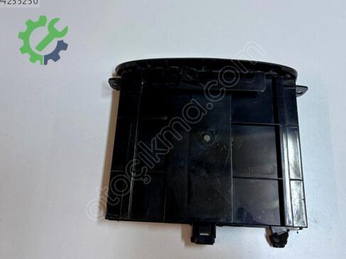 Hyundai H1 Bardaklık çıkma parça