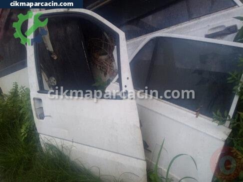 Hyundai H100 Sol Ön Kapı çıkma parça