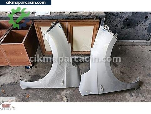 Hyundai i20 Sağ Çamurluk çıkma parça
