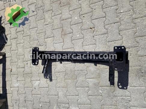 Hyundai i20 Tampon Demiri çıkma parça