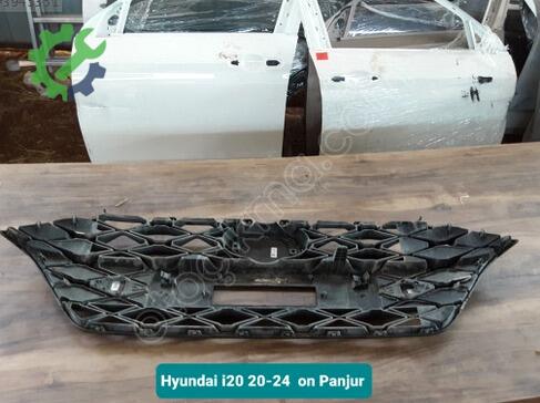 Hyundai i20 Ön Panjur 20-24 çıkma parça