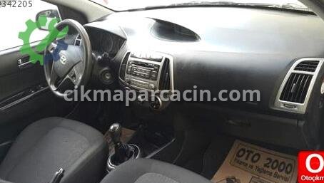 Hyundai i20 çıkma parça