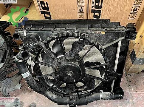 Hyundai i20 Motor Su Radyatörü çıkma parça