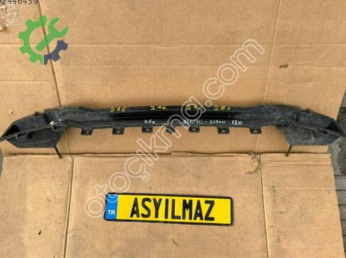 Hyundai i20 Arka Tampon Demiri çıkma parça