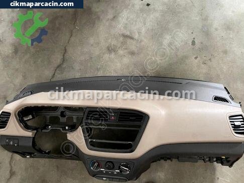 Hyundai i20 Torpido çıkma parça