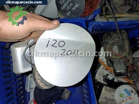 Hyundai i20 Depo Kapağı çıkma parça