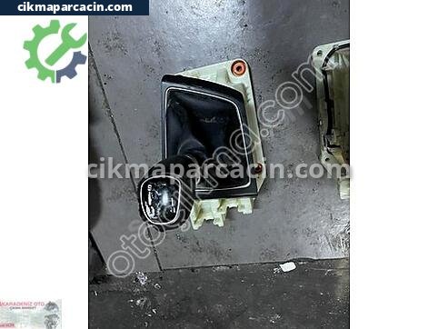 Hyundai i20 Vites Topuzu çıkma parça