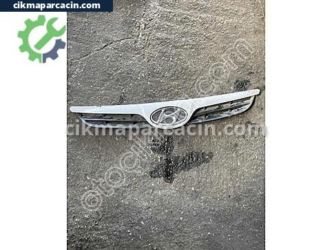 Hyundai i20 Ön Panjur çıkma parça
