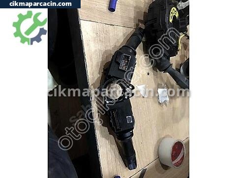Hyundai i20 Sinyal Kolu çıkma parça