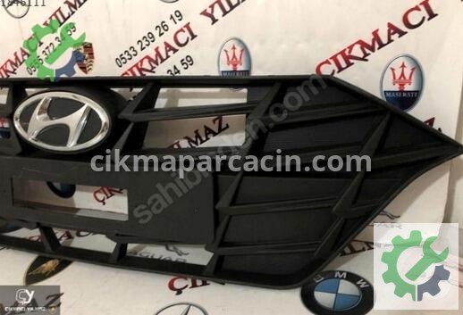 Hyundai i20 Ön Panjur çıkma parça