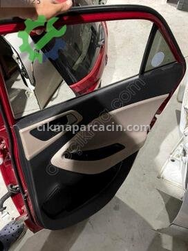 Hyundai i20 Sağ Arka Kapı çıkma parça
