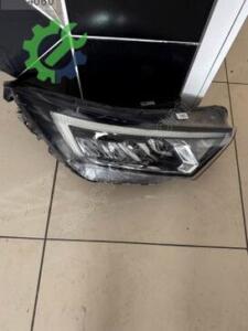 Hyundai i20 sağ far