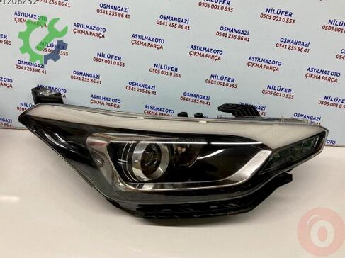 Hyundai i20 Sağ Ön Far çıkma parça