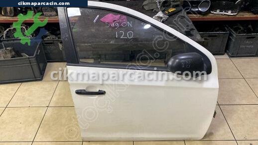 Hyundai i20 Sağ Ön Kapı çıkma parça