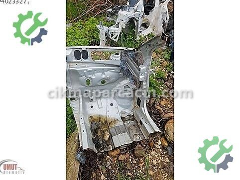 Hyundai i20 Şase Kolu çıkma parça