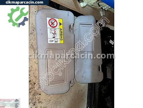 Hyundai i20 Güneşlik çıkma parça