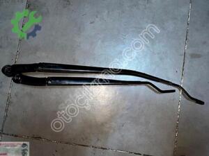 Hyundai i20 Silecek Kolu Sökme Çıkma