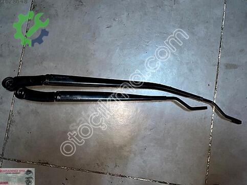 Hyundai i20 Silecek Kolu çıkma parça