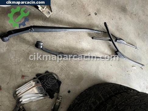 Hyundai i20 Silecek Kolu çıkma parça