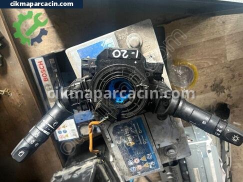 Hyundai i20 Silecek Kolu çıkma parça