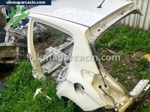 Hyundai i20 Sol Arka Çamurluk çıkma parça